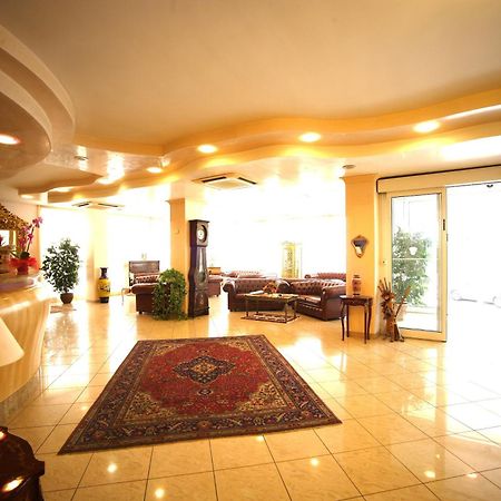 רימיני Hotel Gaston מראה חיצוני תמונה